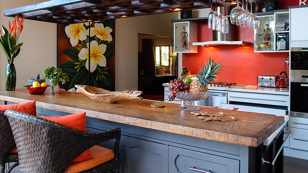 Touch of Bali kitchen