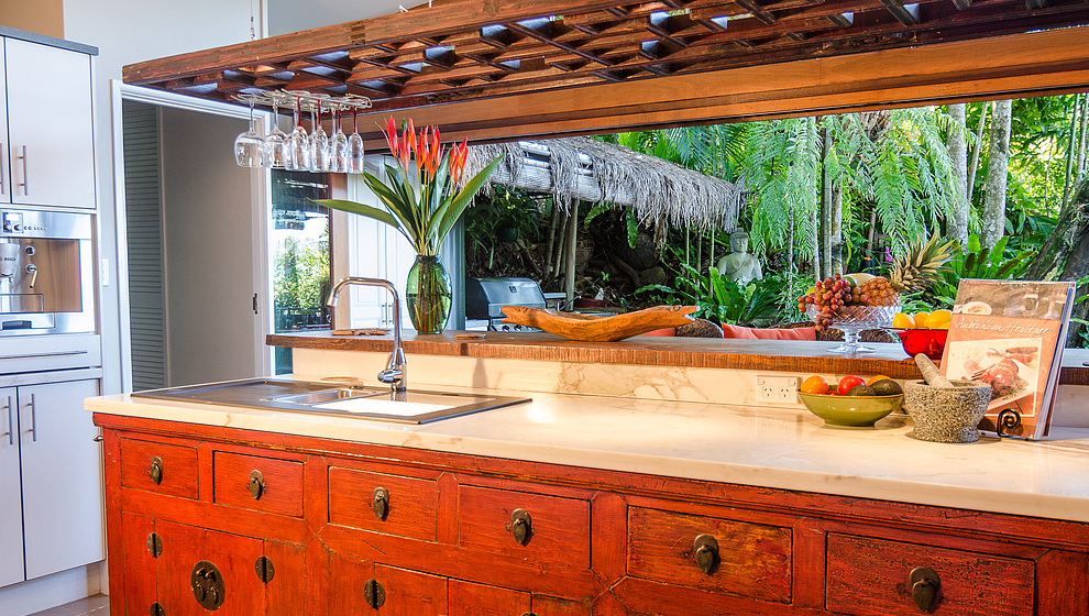 Touch of Bali - Kitchen bench/bar