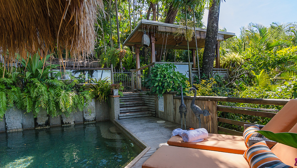 Touch of Bali - Pool & pavilion