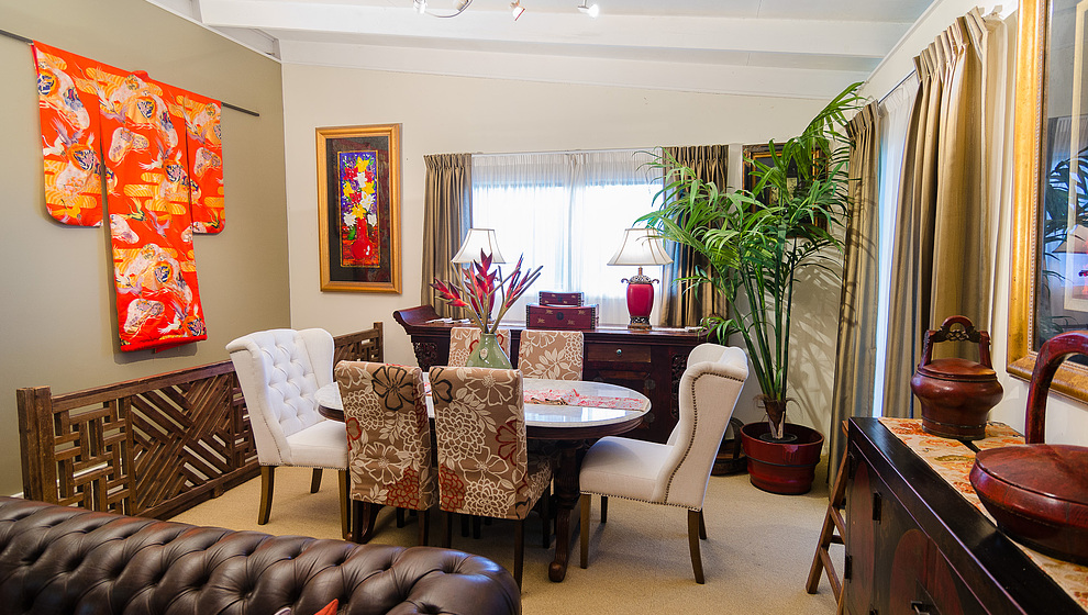 Touch of Bali - Dining area