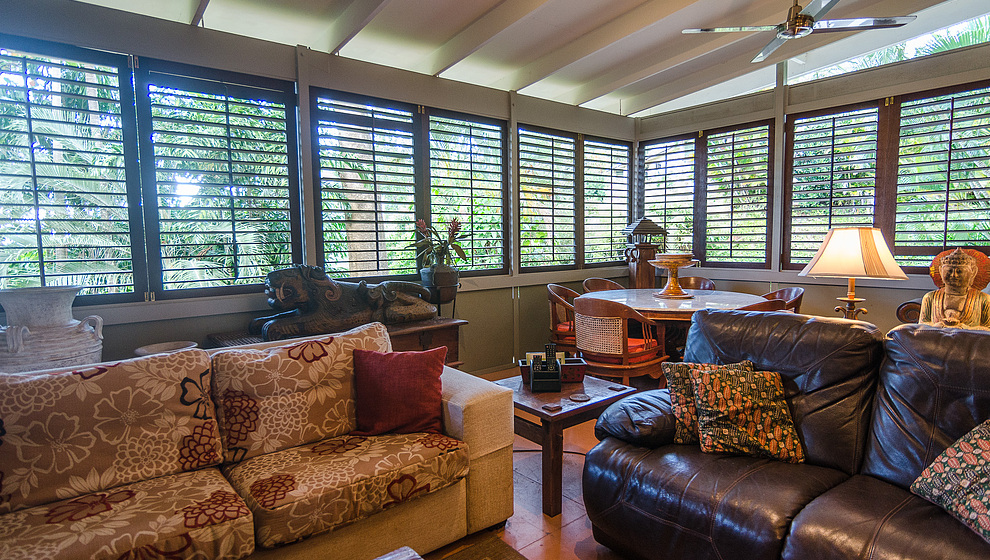 Touch of Bali - plantation style living room