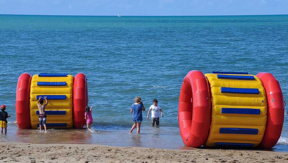 Connemara - Water wheels on Trinity Beach